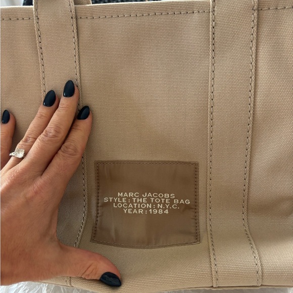 Marc Jacobs Tan Canvas Tote Bag - Picture 5 of 9